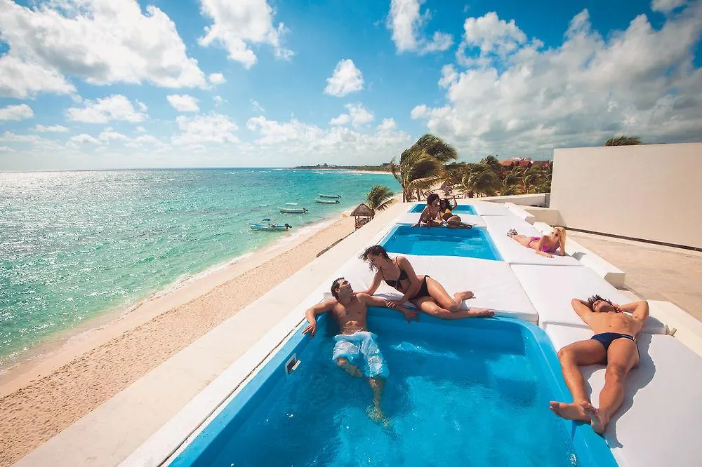 Hotel Grand Oasis Tulum Riviera à Akumal Station touristique